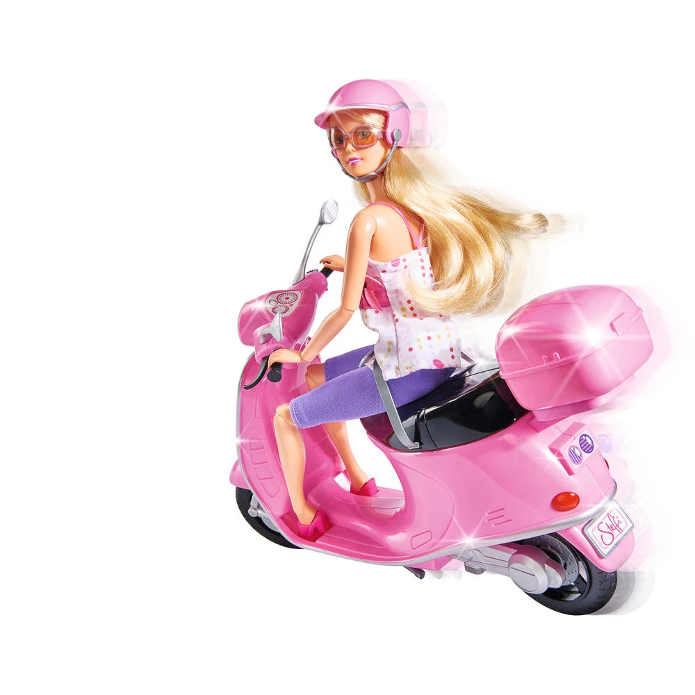 SIMBA Steffi Love City Scooter Speelfiguur Met Accessoires 7 SIMBA Steffi Love City Scooter Speelfiguur Met Accessoires - Afbeelding 5