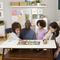 Hasbro Gaming Cluedo Junior 13 Hasbro Gaming Cluedo Junior -Speel Plezier 1980137 83d80371